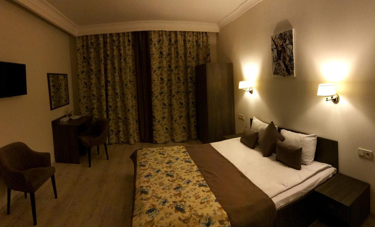Non-Stop Economy Hotel Boryspilʼ Екстериор снимка