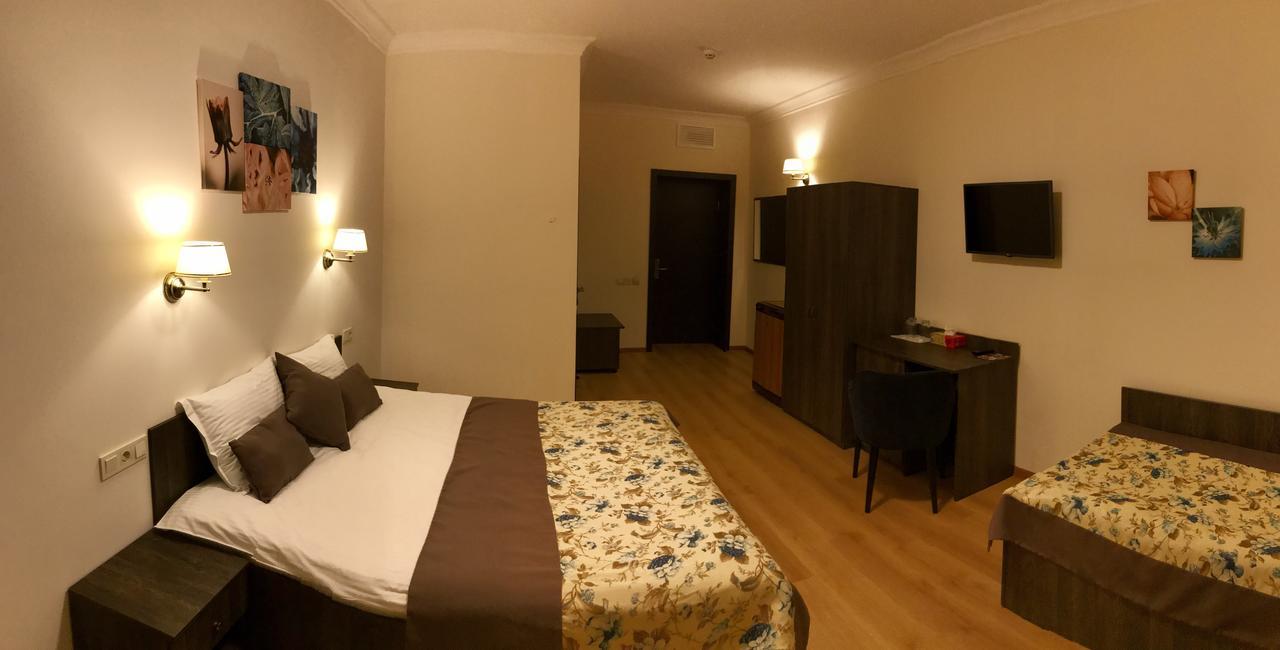 Non-Stop Economy Hotel Boryspilʼ Екстериор снимка