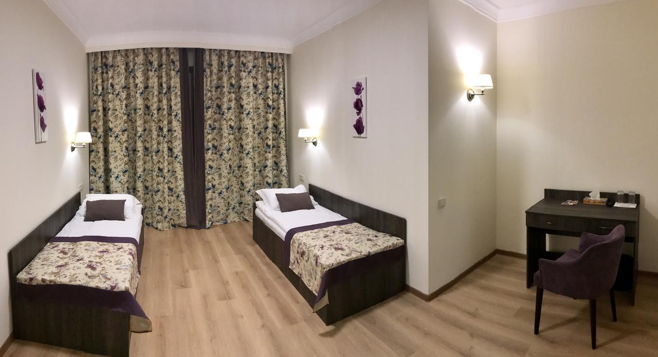 Non-Stop Economy Hotel Boryspilʼ Екстериор снимка